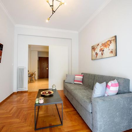 Spacious And Modern One Bedroom Apartment Афіни Екстер'єр фото